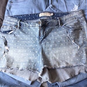 Vintage torrid sz 16 Light Blue Polka Dot Distressed Denim Shorts